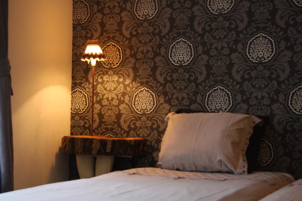 B&B Montenakerhof Riemst Bagian luar foto