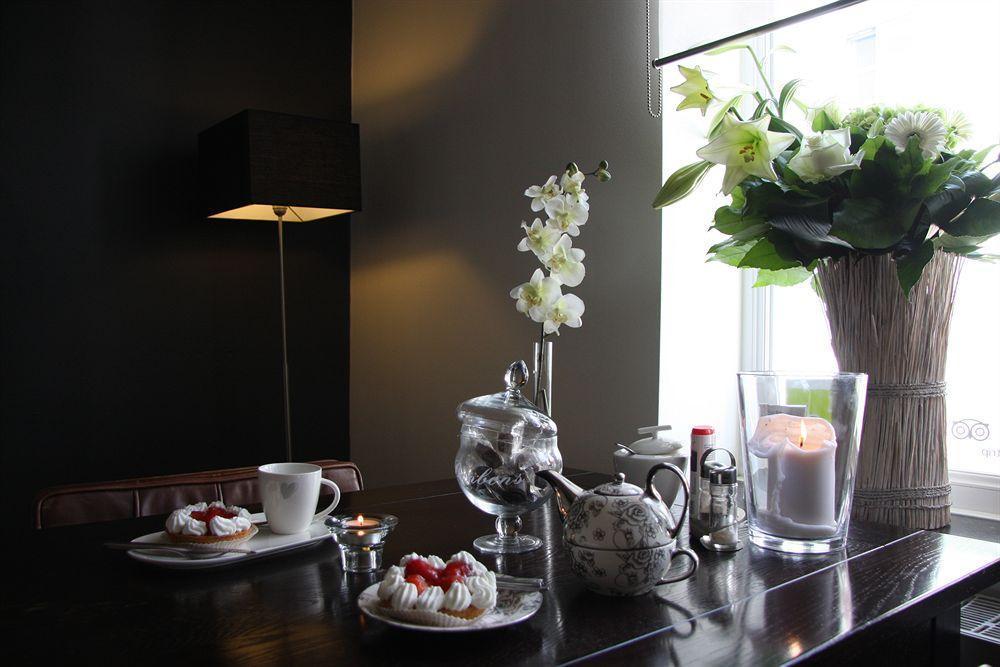 B&B Montenakerhof Riemst Bagian luar foto