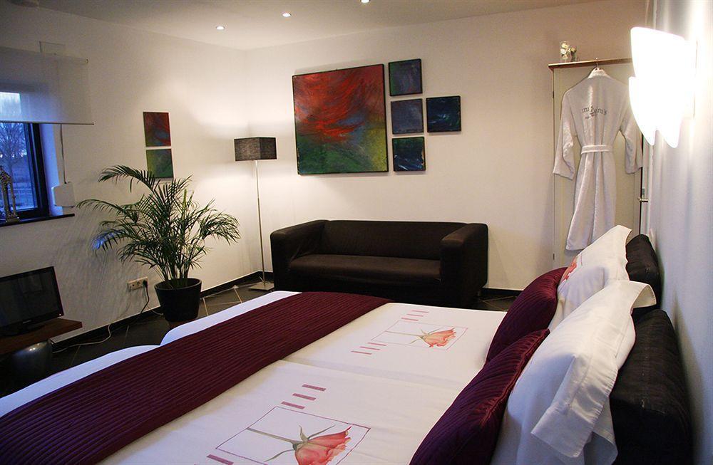 B&B Montenakerhof Riemst Bagian luar foto