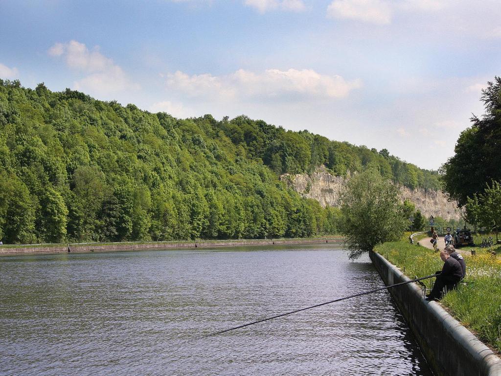 B&B Montenakerhof Riemst Bagian luar foto