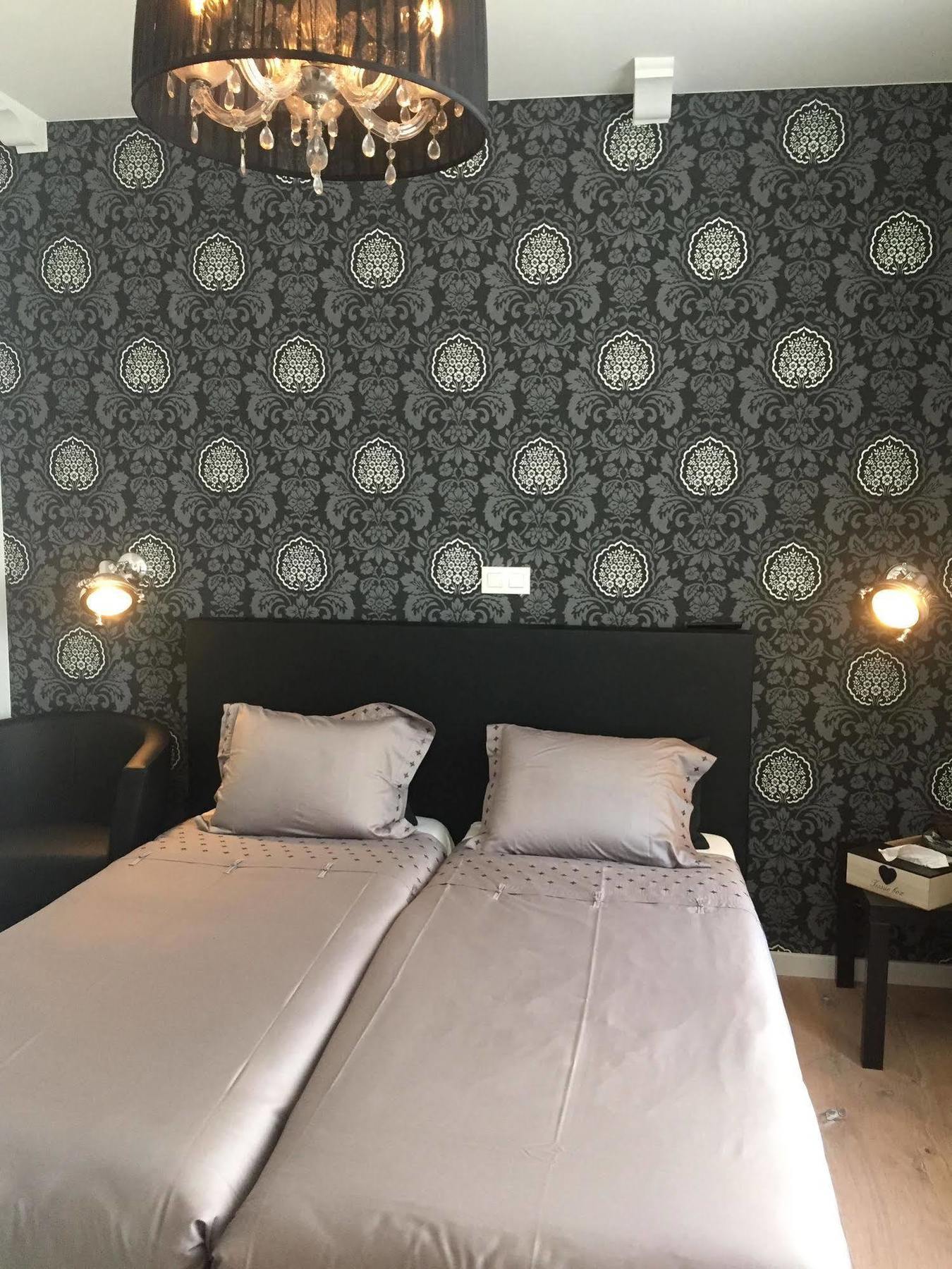 B&B Montenakerhof Riemst Bagian luar foto