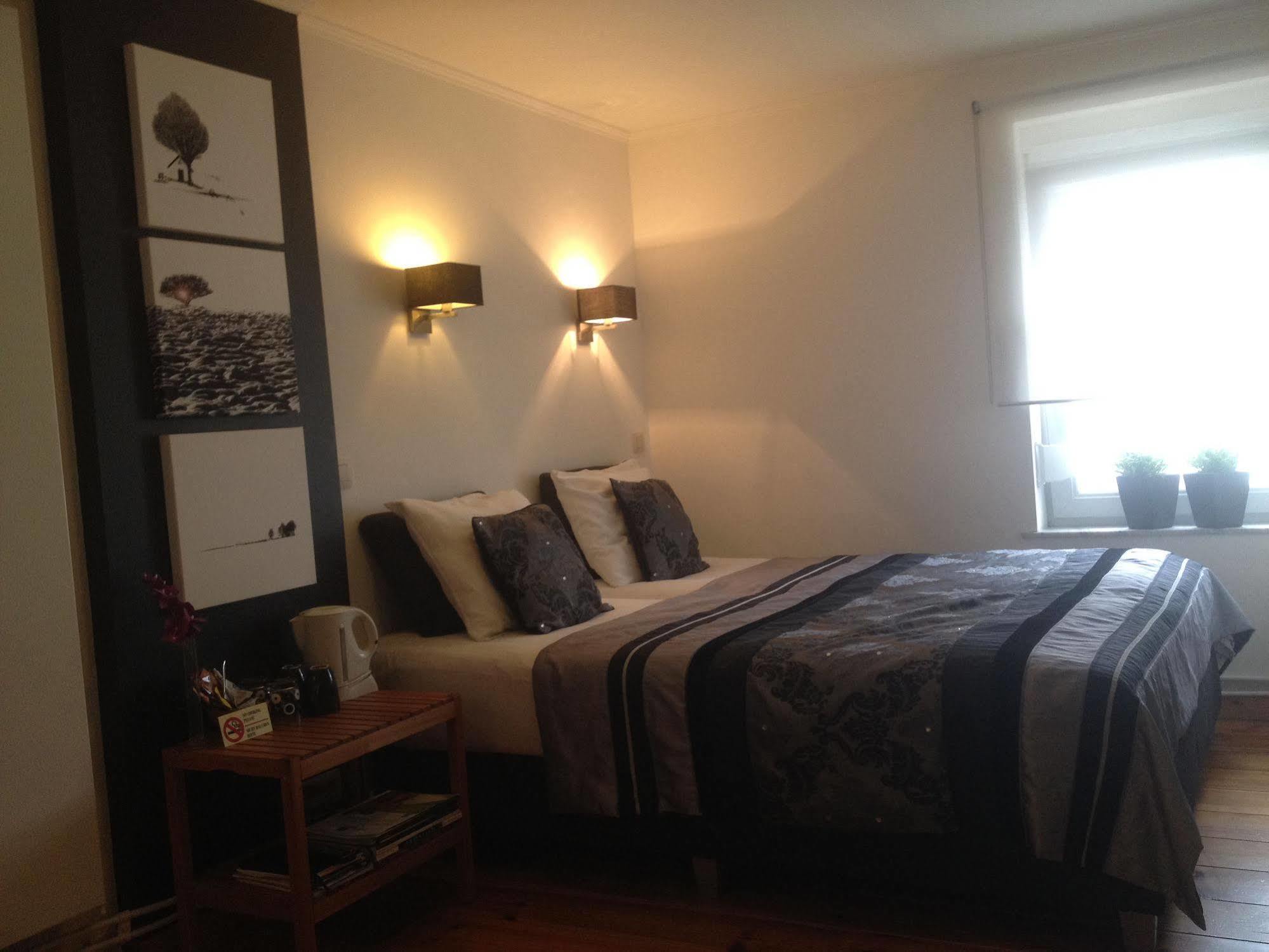B&B Montenakerhof Riemst Bagian luar foto