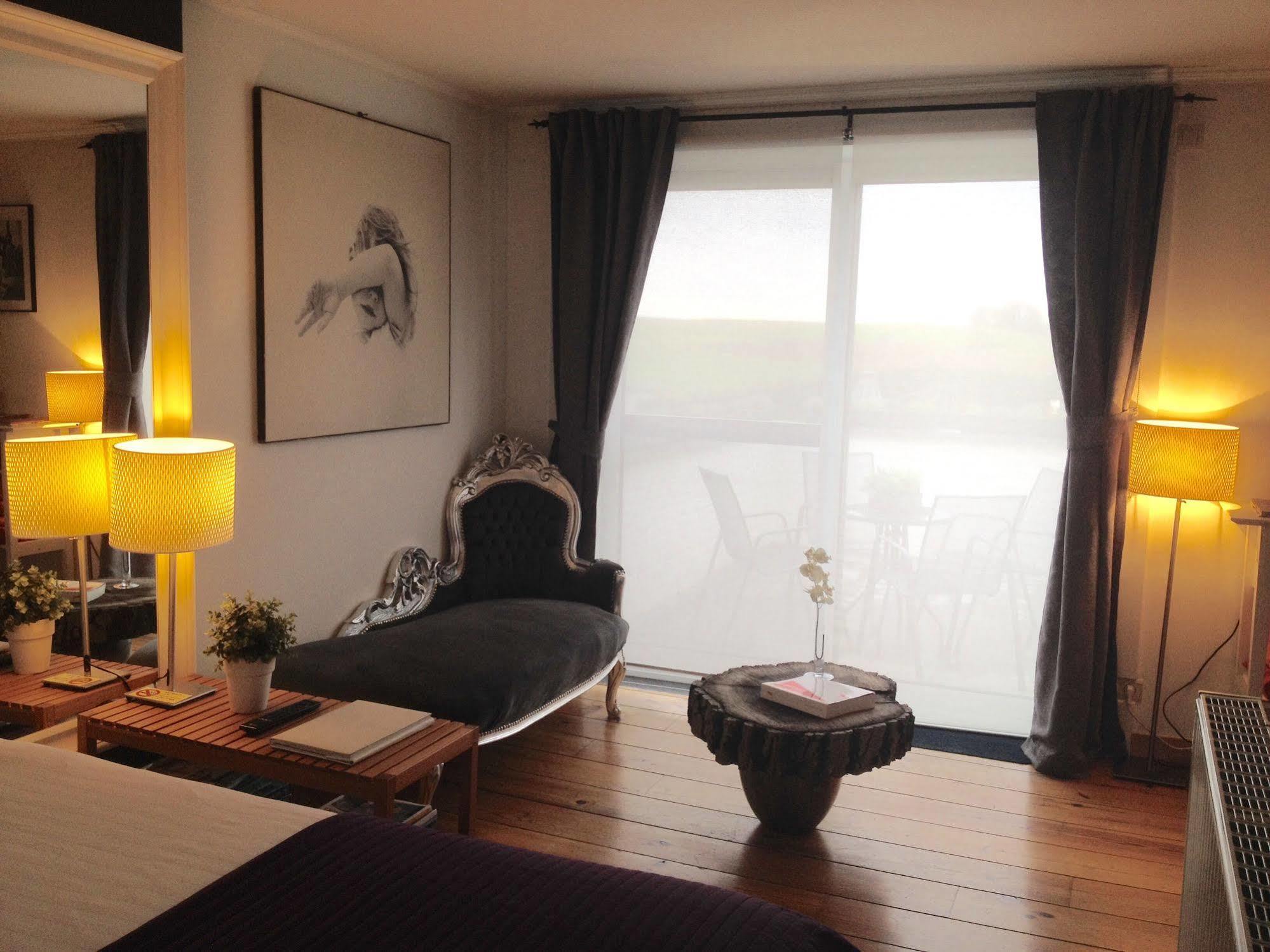 B&B Montenakerhof Riemst Bagian luar foto